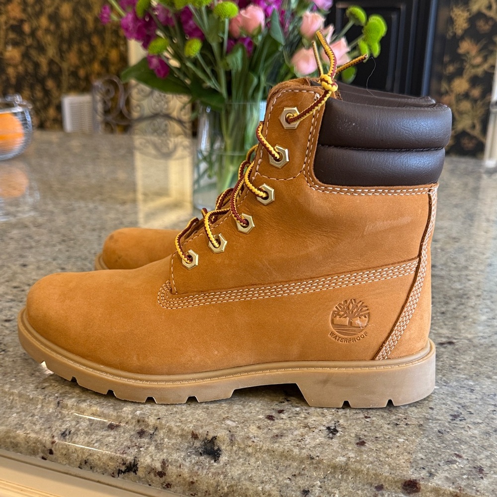 Timberland Woman’s Wheat Nubuck Work Boots - Honey Tan - Picture 2 of 6